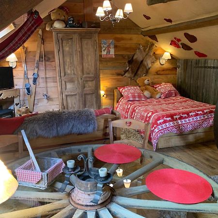 Gite "Le Refuge" Dans Un Domaine De 7Ha Au Calme Vimoutiers Екстер'єр фото