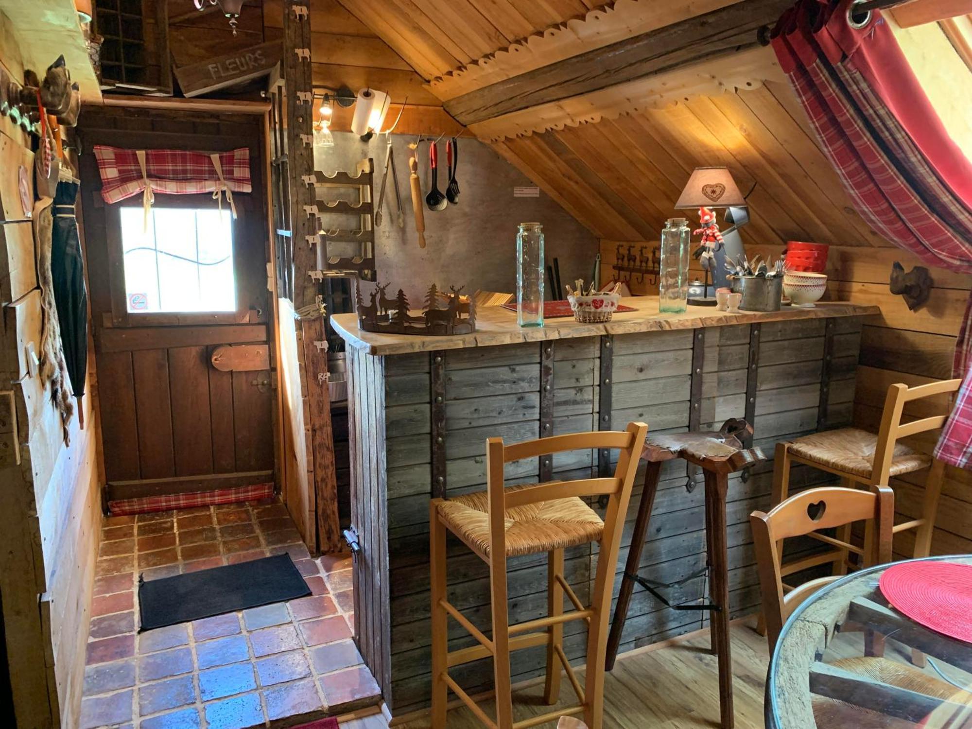 Gite "Le Refuge" Dans Un Domaine De 7Ha Au Calme Vimoutiers Екстер'єр фото